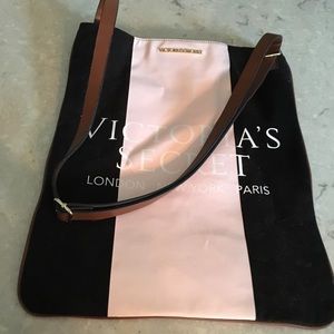 Victoria’s Secret Cross Body Bag